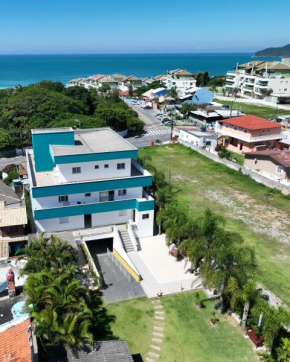 Caminho da Praia do Santinho